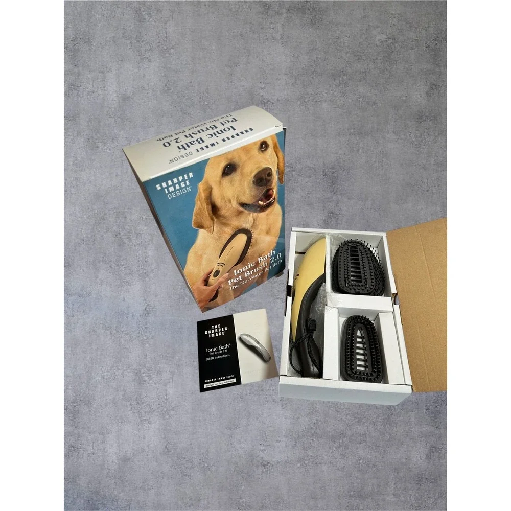 Sharper Image Ionic Bath Pet Brush 2.0 Dogs Cats Waterless Groomer-New/Open Box